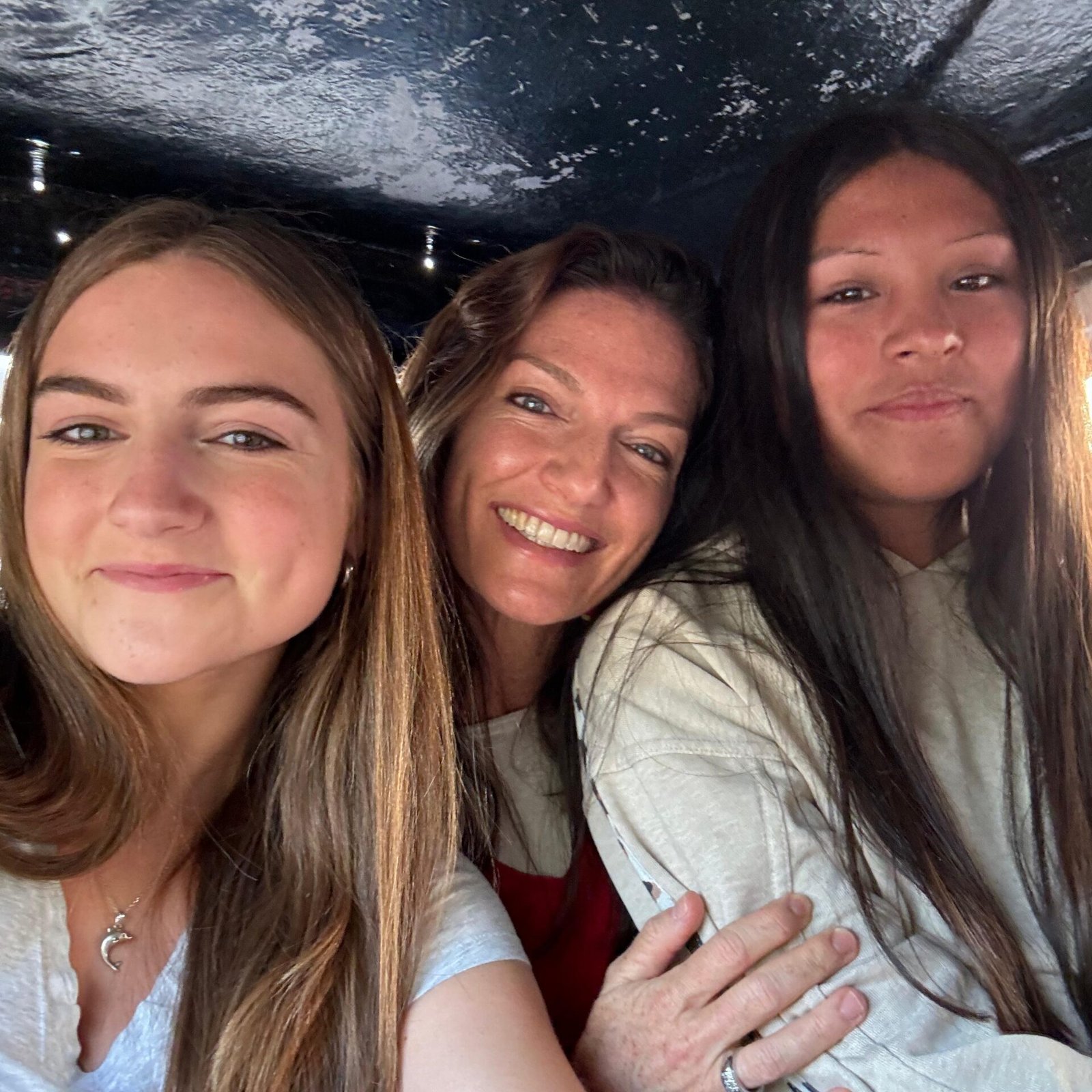 WhatsApp Image 2025-08-22 at 16.39.22 (1)