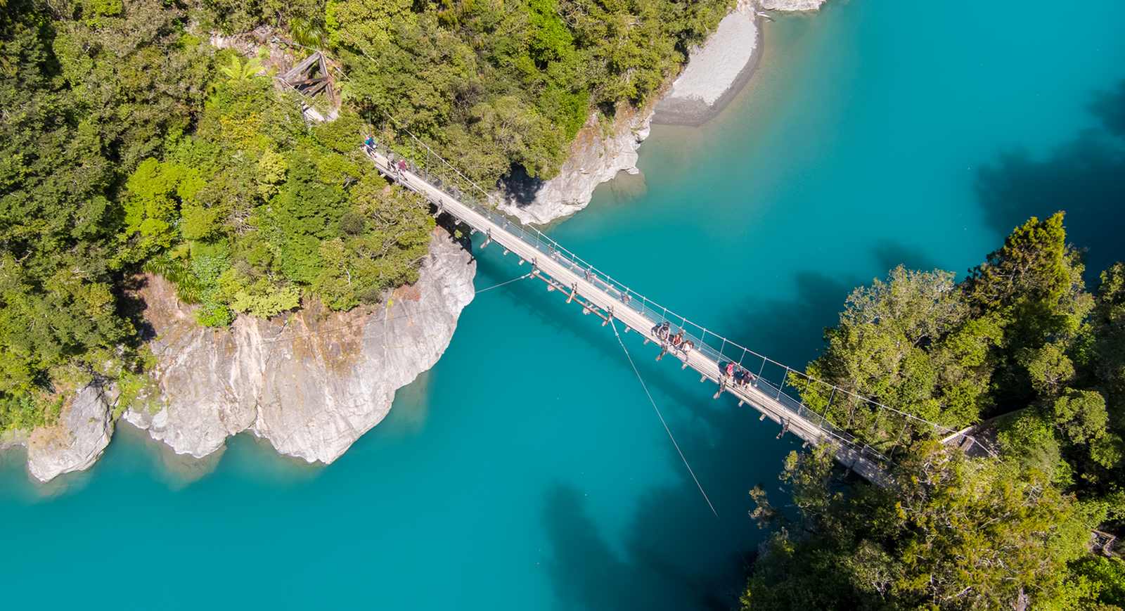 Exclusive Travel_header