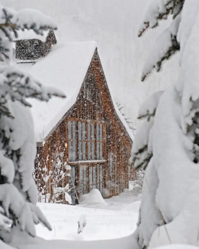 Dunton Hot Springs_Bathhouse ext snow