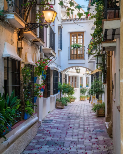 Ikos Andalusia_street