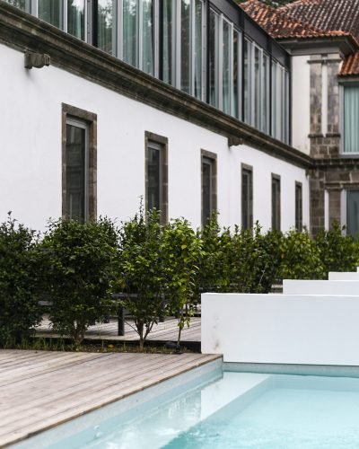 OctantFurnas_Accommodation_Terrace_Pool