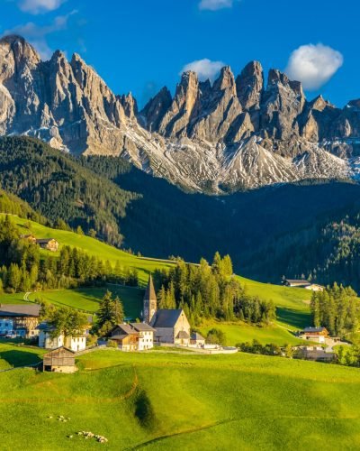 Panorama,Of,Santa,Maddalena,Village,And,Church,In,The,Dolomites,