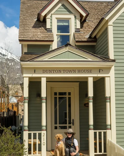 Dunton Town House