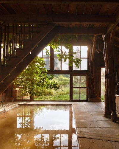 Dunton Hot Springs_bathhouse